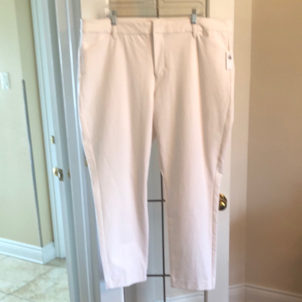 NWT Old Navy High Rise Pixie Skinny White Pants